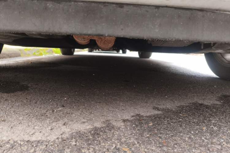 Used Nissan Quest 2012 3.5L SL Chassis Front