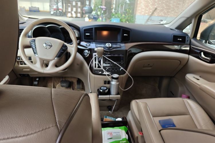Used Nissan Quest 2013 3.5L SL Center Console