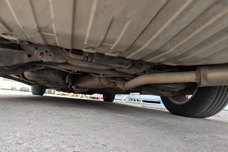 Used Nissan Quest 2013 3.5L SL Chassis Rear