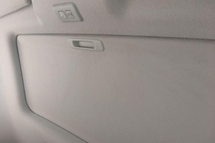Used Nissan Quest 2013 3.5L SL Headliner