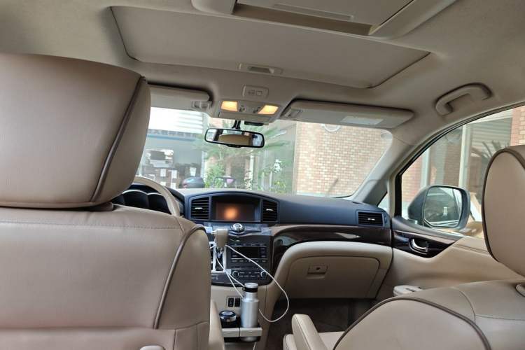 Used Nissan Quest 2013 3.5L SL Headliner