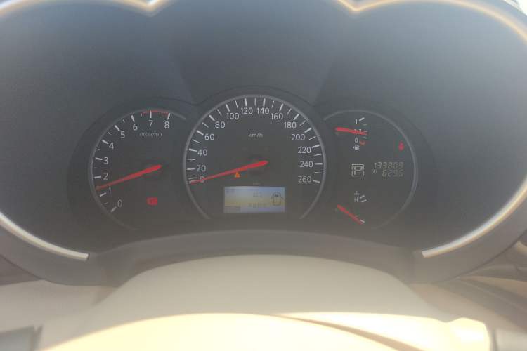 Used Nissan Quest 2013 3.5L SL Instrument Cluster