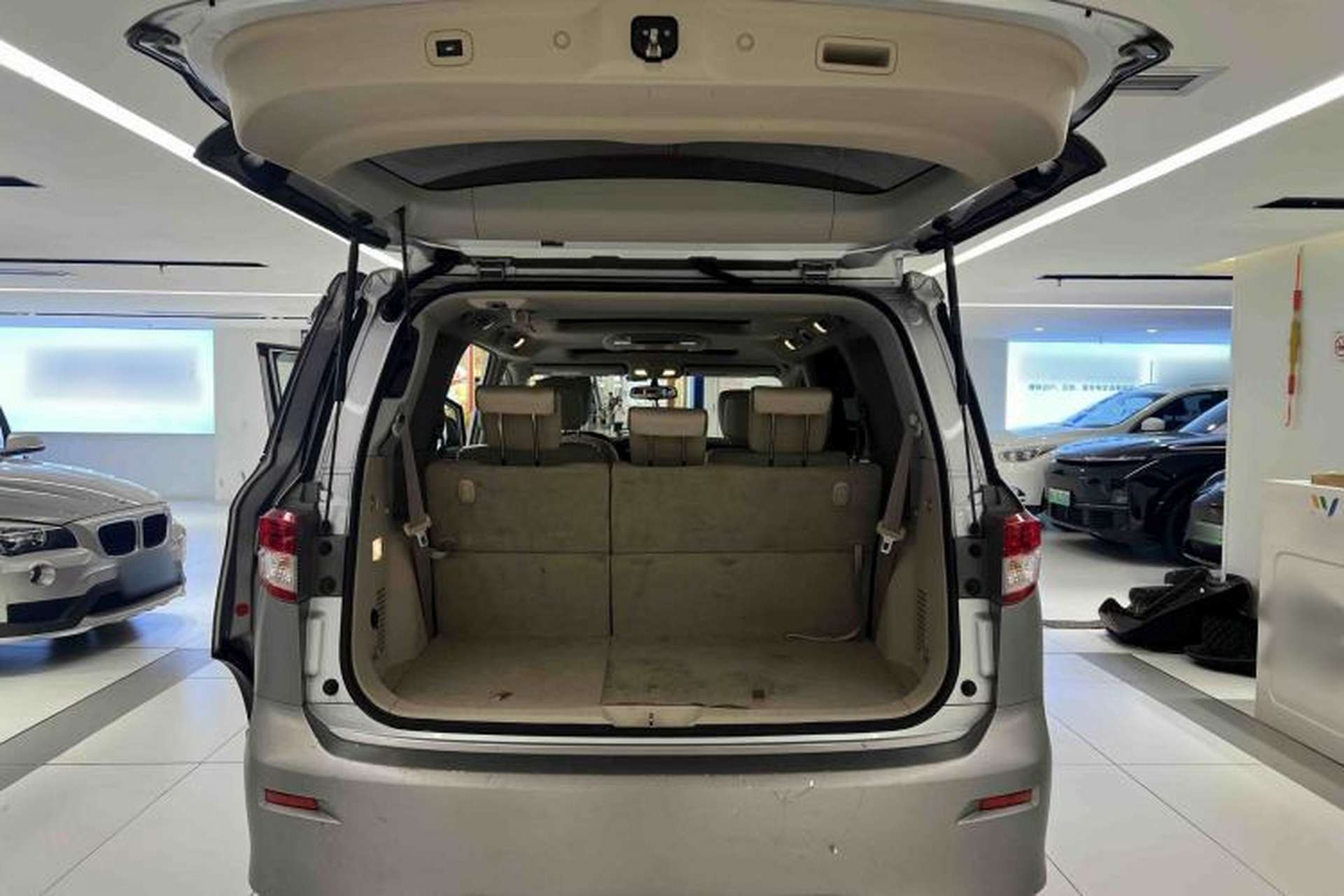 Used Nissan Quest 2013 3.5L SL Exterior 7
