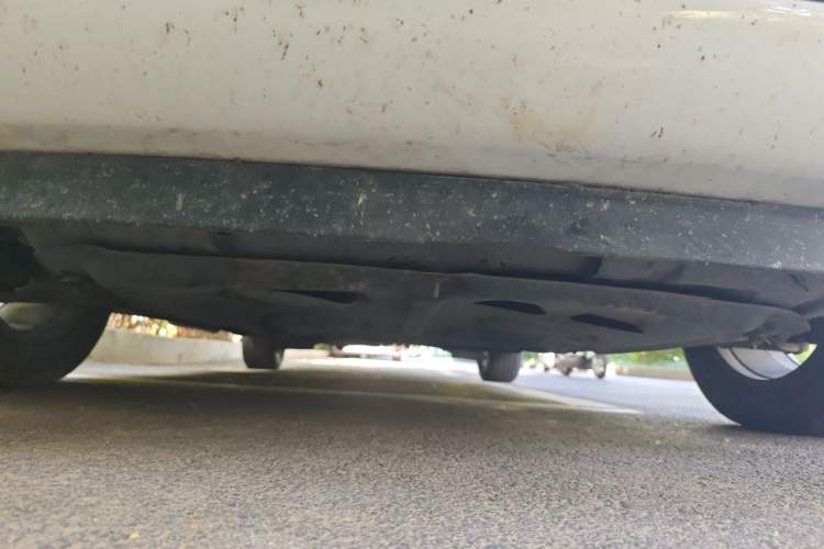 Used Nissan Quest 2013 3.5L SL Chassis Front