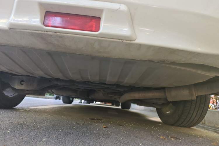 Used Nissan Quest 2013 3.5L SL Chassis Rear