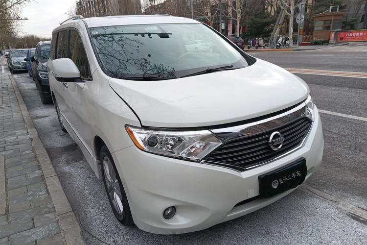 Used Nissan Quest 2013 3.5L SL Front Right 45 Deg