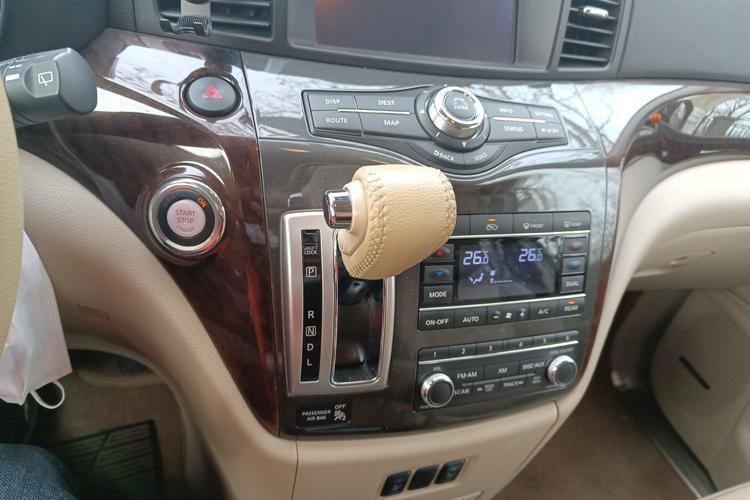 Used Nissan Quest 2013 3.5L SL Gear Lever