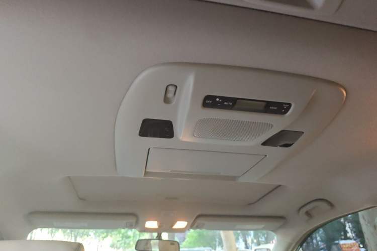 Used Nissan Quest 2013 3.5L SL Headliner