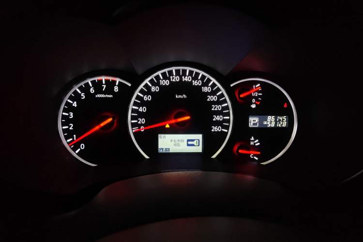 Used Nissan Quest 2013 3.5L SL Instrument Cluster
