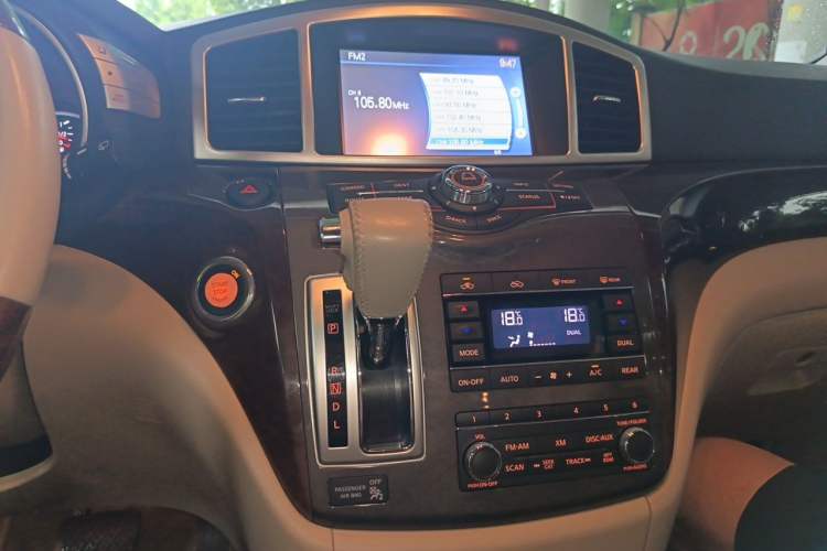 Used Nissan Quest 2015 3.5L SL Audio And AC Panel