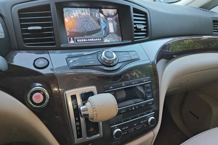 Used Nissan Quest 2015 3.5L SL Audio And AC Panel