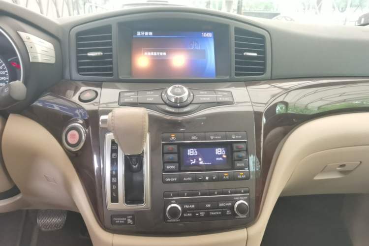 Used Nissan Quest 2015 3.5L SL Audio And AC Panel