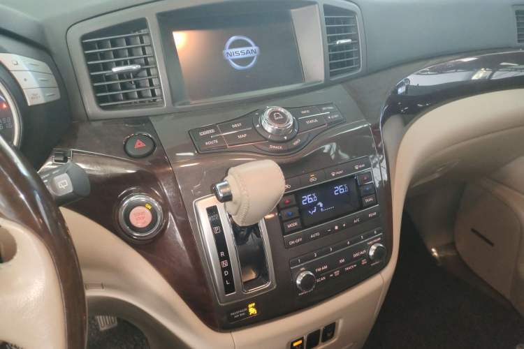 Used Nissan Quest 2015 3.5L SL Audio And AC Panel