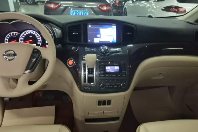Used Nissan Quest 2015 3.5L SL Audio And AC Panel
