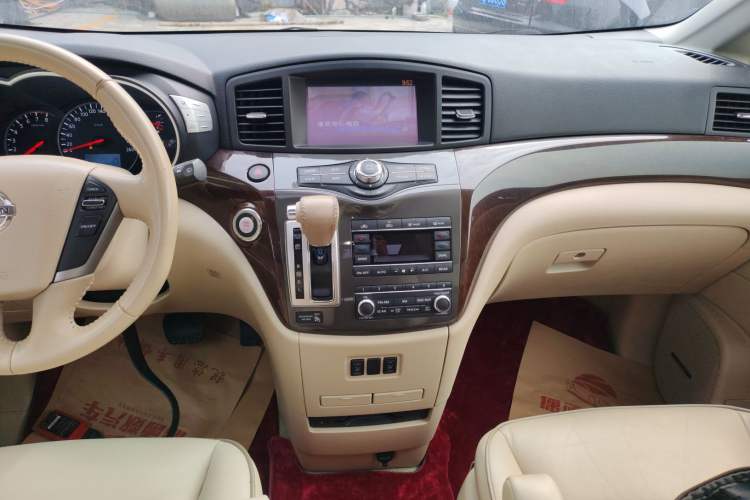 Used Nissan Quest 2015 3.5L SL Audio And AC Panel