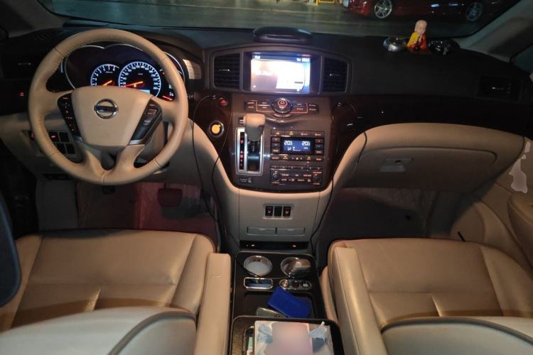 Used Nissan Quest 2015 3.5L SL Center Console