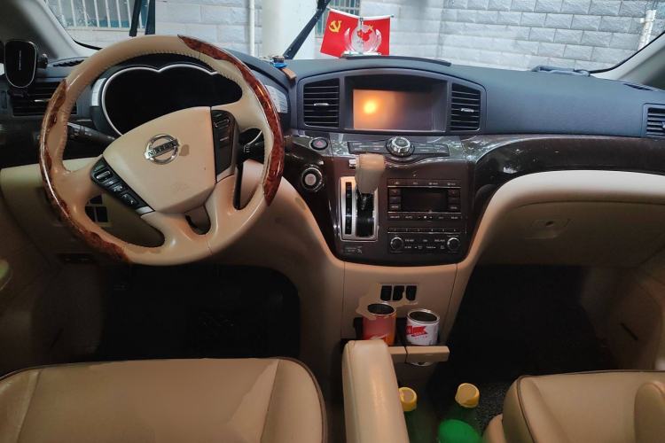 Used Nissan Quest 2015 3.5L SL Center Console