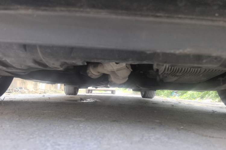 Used Nissan Quest 2015 3.5L SL Chassis Front