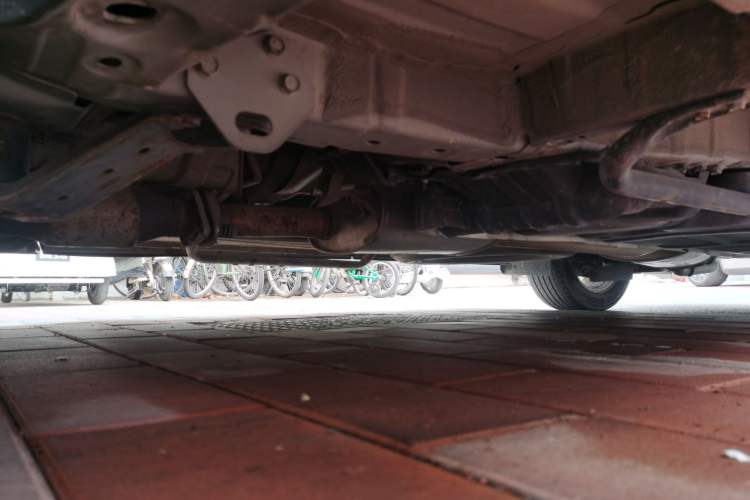 Used Nissan Quest 2015 3.5L SL Chassis Front Left