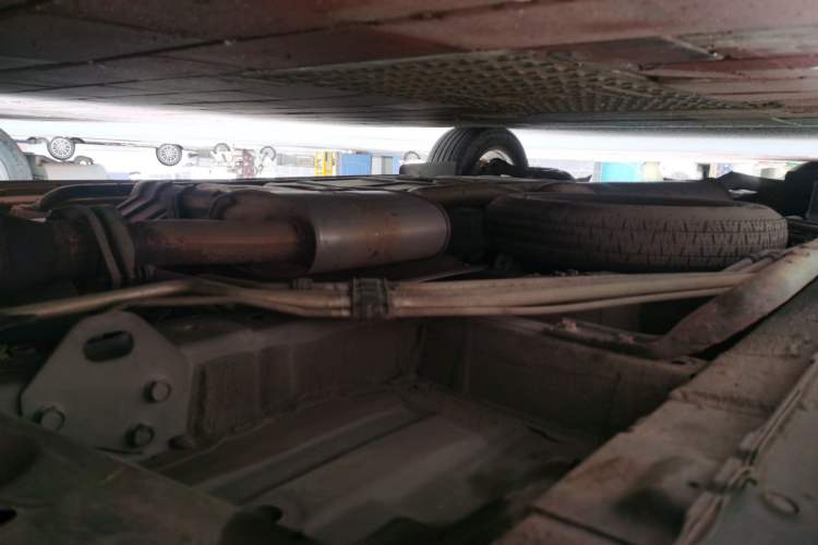Used Nissan Quest 2015 3.5L SL Chassis Front Right