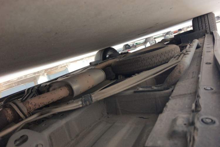Used Nissan Quest 2015 3.5L SL Chassis Front Right