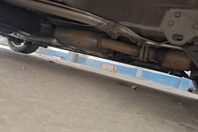 Used Nissan Quest 2015 3.5L SL Chassis Front Right