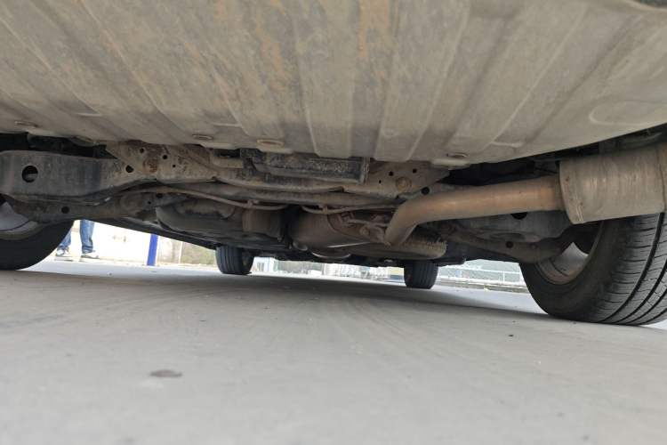 Used Nissan Quest 2015 3.5L SL Chassis Rear