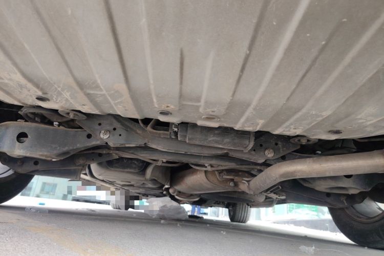 Used Nissan Quest 2015 3.5L SL Chassis Rear