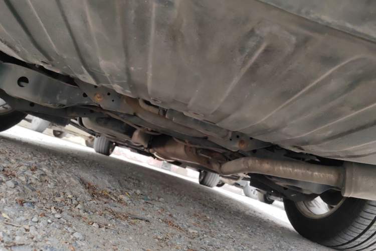 Used Nissan Quest 2015 3.5L SL Chassis Rear