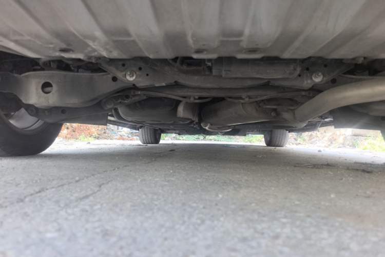 Used Nissan Quest 2015 3.5L SL Chassis Rear