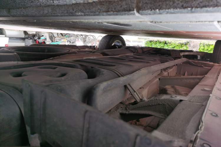 Used Nissan Quest 2015 3.5L SL Chassis Rear Left