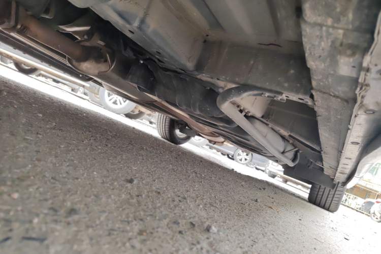 Used Nissan Quest 2015 3.5L SL Chassis Rear Left