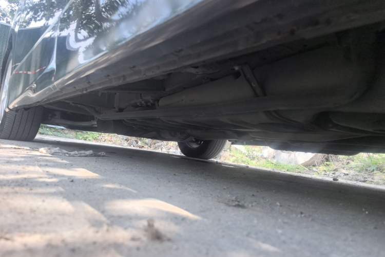 Used Nissan Quest 2015 3.5L SL Chassis Rear Left
