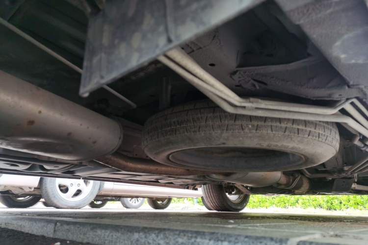 Used Nissan Quest 2015 3.5L SL Chassis Rear Right