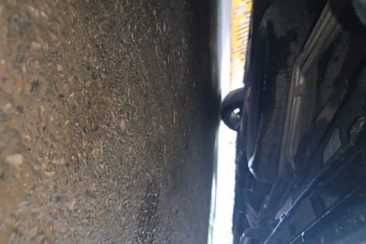 Used Nissan Quest 2015 3.5L SL Chassis Rear Right