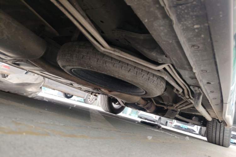 Used Nissan Quest 2015 3.5L SL Chassis Rear Right