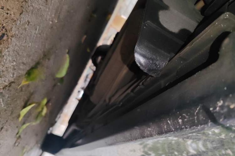 Used Nissan Quest 2015 3.5L SL Chassis Rear Right