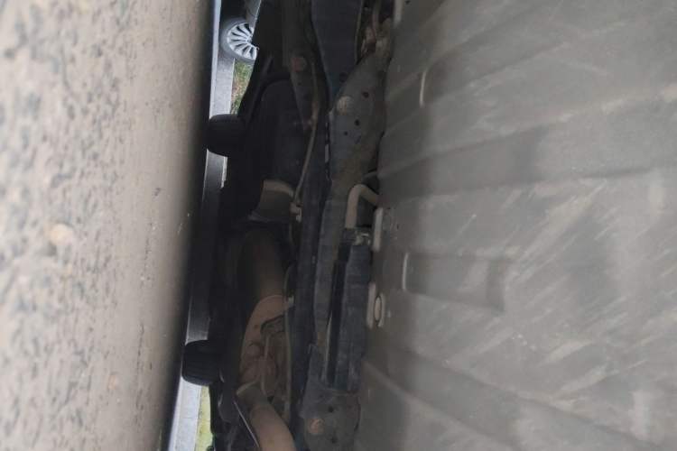 Used Nissan Quest 2015 3.5L SL Chassis Rear