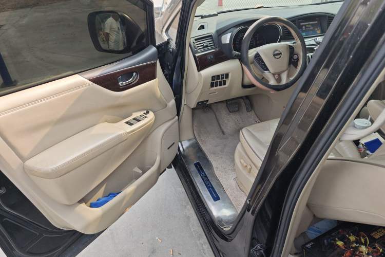 Used Nissan Quest 2015 3.5L SL Driver Seat