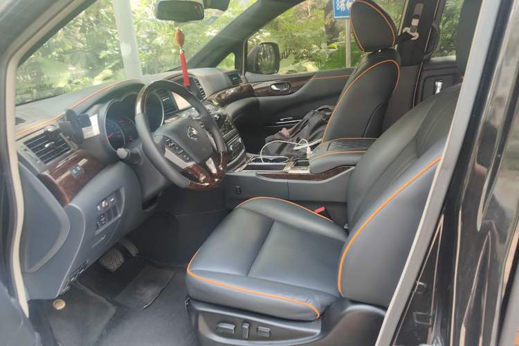 Used Nissan Quest 2015 3.5L SL Driver Seat