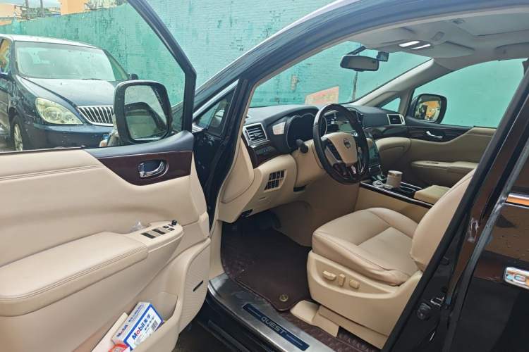 Used Nissan Quest 2015 3.5L SL Driver Seat