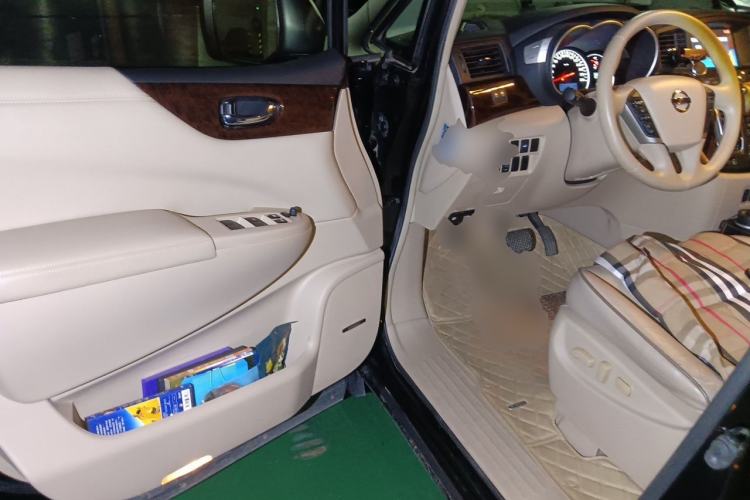 Used Nissan Quest 2015 3.5L SL Driver Seat