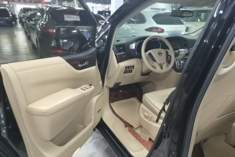 Used Nissan Quest 2015 3.5L SL Driver Seat