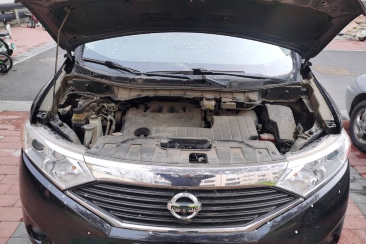 Used Nissan Quest 2015 3.5L SL Engine Bay