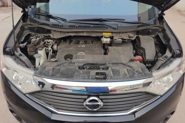 Used Nissan Quest 2015 3.5L SL Engine Bay