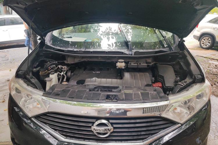 Used Nissan Quest 2015 3.5L SL Engine Bay