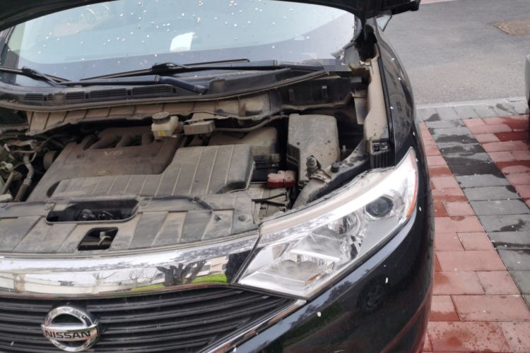 Used Nissan Quest 2015 3.5L SL Engine Bay Left