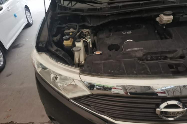 Used Nissan Quest 2015 3.5L SL Engine Bay Right