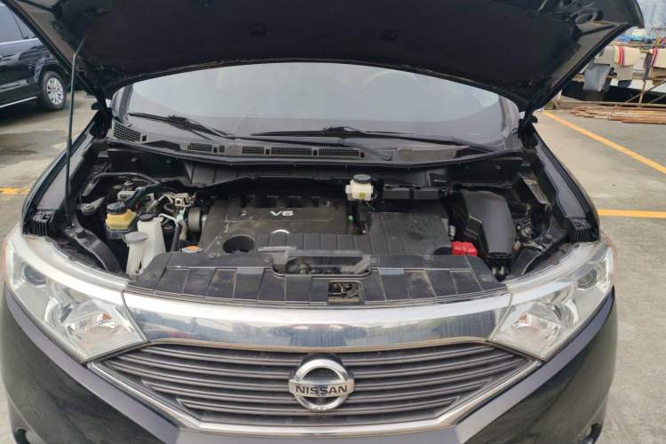 Used Nissan Quest 2015 3.5L SL Engine Bay