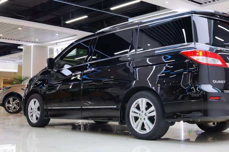 Used Nissan Quest 2015 3.5L SL Exterior 11